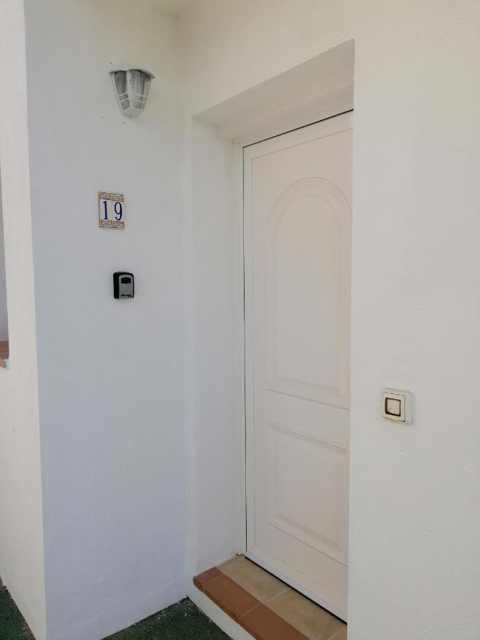 Villa Pinuelo Es Mercadal Luaran gambar
